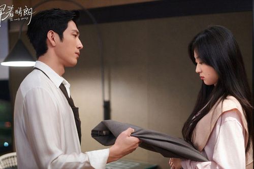 Nam chính Đầu Xuân Tươi Sáng khiến khán giả mê mẩn vì quá cuốn hút