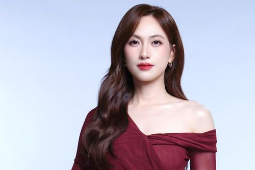 Viết lại định kiến 'Phụ nữ hơn nhau ở tấm chồng' - Diễn viên Phương Anh Đào: Mỗi người phụ nữ có một cách riêng để 'nở hoa'
