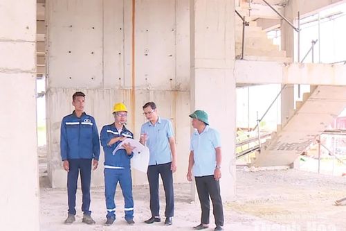 Giải bài toán thiếu cán bộ chuyên môn ở cơ sở