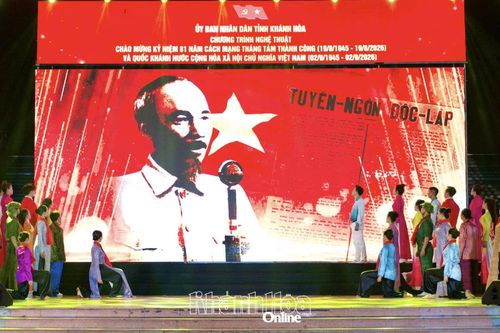 Chương trình nghệ thuật đặc biệt chào mừng Quốc khánh 2-9