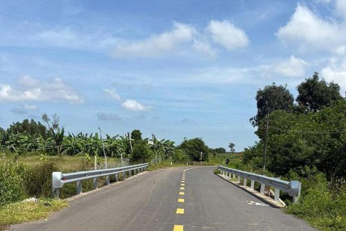 Chuyện cổ tích bên sông La Ngà: Hồ sơ về một con đường kỳ lạ
