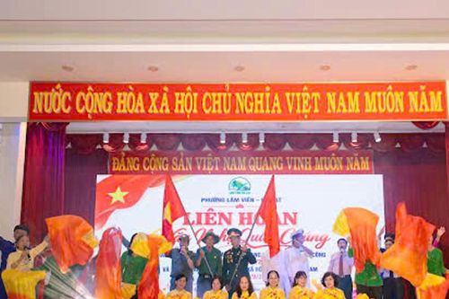 Rộn ràng những giai điệu tháng 8
