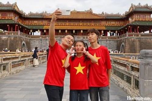 Muôn sắc màu khám phá Cố đô