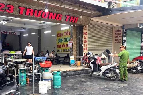Thanh Hóa: Xử lý hàng trăm trường hợp dừng, đỗ xe sai quy định