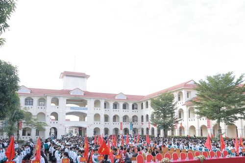 Trường THPT Kim Sơn B - Ninh Bình chính thức đổi tên thành Trường THPT Trần Đại Quang