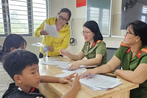 Gieo mầm tri thức, vững bước tương lai