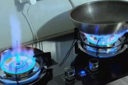 Tại sao không nên dùng ngăn trái của bếp gas để nấu ăn? Nghe thợ gas giải thích, tôi vội thay đổi thói quen