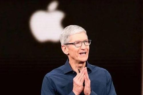 Tim Cook rời ghế CEO Apple sau 15 năm