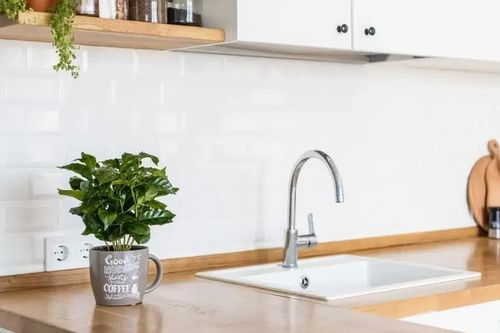 Càng chăm lau bếp, đồ dùng càng nhanh xuống cấp nếu mắc những lỗi này