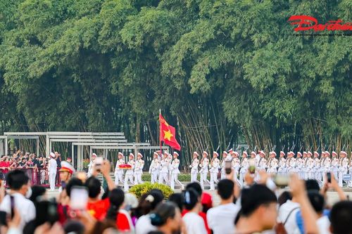 Xúc động lễ thượng cờ sáng Quốc khánh 2/9 tại Quảng trường Ba Đình