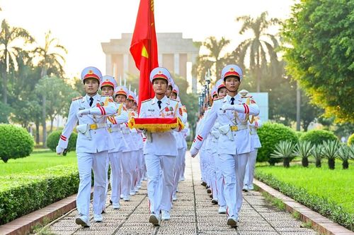 Thiêng liêng lễ thượng cờ tại Quảng trường Ba Đình ngày Quốc khánh