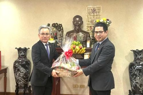 Đại sứ quán Lào tại Philippines chúc mừng Quốc khánh Việt Nam