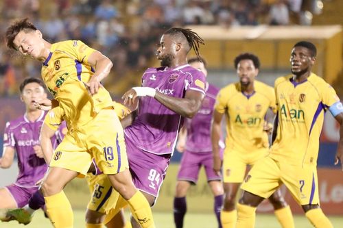 V-League 2026/27: Hai vé xuống hạng gọi tên ai?