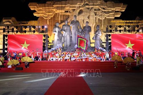 Âm vang 'Bản hùng ca - Mùa thu lịch sử' trên quê hương cách mạng Tuyên Quang