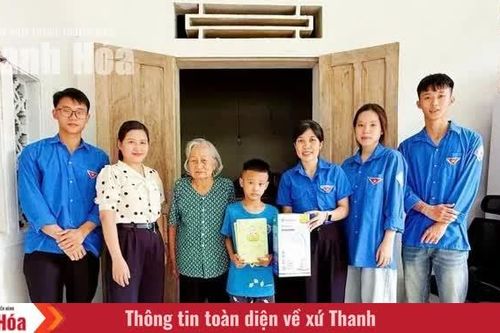 Đồng hành cùng học sinh khó khăn vào năm học mới