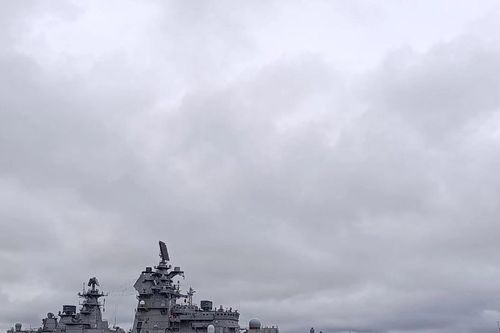 Nga chuẩn bị đưa tuần dương hạm Admiral Nakhimov trở lại và Uzbekistan nhận tiêm kích J-10CE