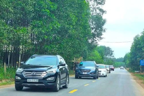 Đề xuất mở rộng đường Hồ Chí Minh, đón luồng hàng mới từ La Lay