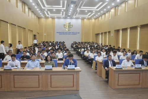 Đào tạo quản lý đô thị trong thời đại công nghệ số: Cần lấy con người làm trung tâm