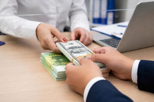 Tổ chức tín dụng nước ngoài được sử dụng tài khoản tại ngân hàng Việt Nam để thanh toán, chuyển tiền quốc tế