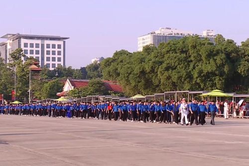 Tuổi trẻ Thủ đô trọn vẹn niềm tự hào và lòng biết ơn