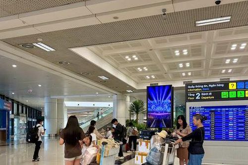 Ngày cuối nghỉ lễ Quốc khánh: Sân bay Nội Bài đón 120.000 lượt khách