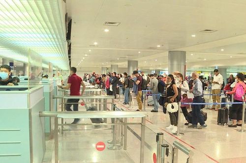 Những quy định về việc mang tiền tệ, vàng khi xuất ngoại hiện nay, người dân cần lưu ý