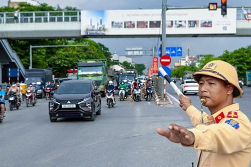Hà Nội hạn chế xe tải trọng lớn qua hai nút giao trọng điểm