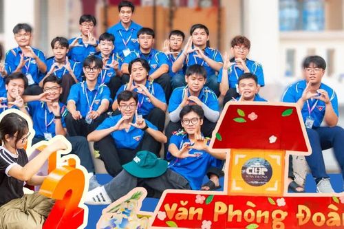 Back-2-School: Đón mùa sự kiện rộn ràng tại 'đại bản doanh' văn phòng Đoàn
