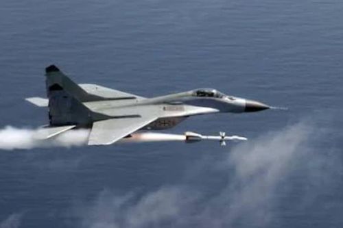 MiG-29 và tên lửa tầm xa: Máy bay cũ thích nghi với chiến tranh mới ra sao?