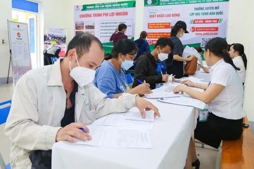 Hàng nghìn chỉ tiêu đưa lao động đi làm việc ở nước ngoài