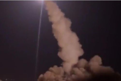 Iran phóng tên lửa, UAV tập kích Kuwait để trả đũa Mỹ