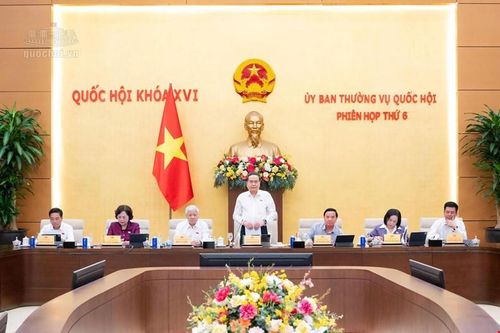 Chủ tịch Quốc hội: Pháp luật phải rõ, dễ thực hiện, khơi thông nguồn lực và mở đường cho phát triển