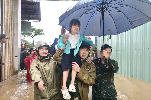 Gia Lai: Khẩn trương hỗ trợ người dân ứng phó ngập úng