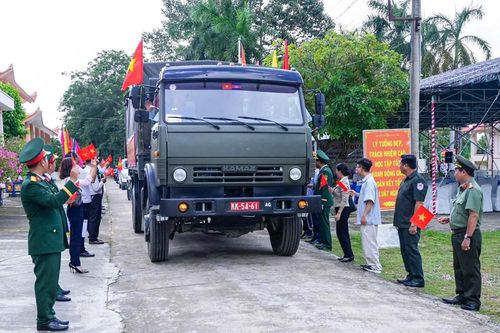 Đội K92 và Đội K93 lên đường tìm kiếm, quy tập hài cốt liệt sĩ tại Campuchia