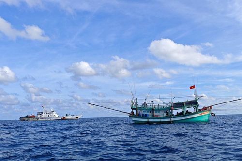 Chung sức gỡ 'Thẻ vàng' IUU từ những chuyến tuần tra trên biển