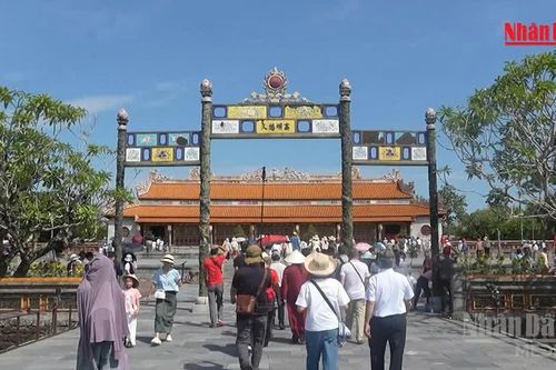 [Video] 10 tỉnh thành đạt doanh thu du lịch nghìn tỷ dịp 2/9