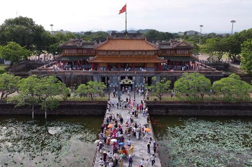 Miễn vé tham quan, di sản Huế hút khách dịp Quốc khánh