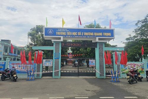 Cháy trường tiểu học, thầy Hiệu phó tử vong