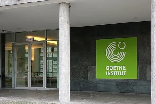 Nga đáp trả Đức, căng thẳng gia tăng