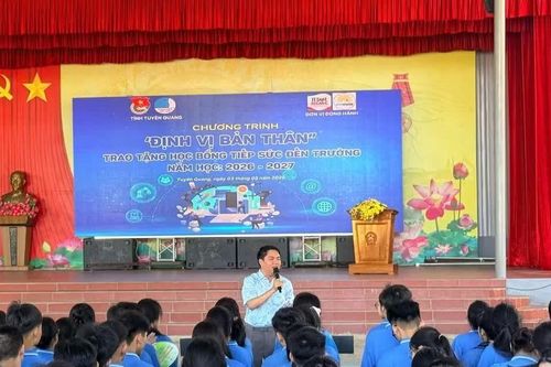 Hơn 5.000 học sinh Tuyên Quang tham gia chương trình 'Định vị bản thân'
