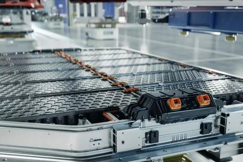 Trung Quốc thúc đẩy tiêu chuẩn pin trạng thái rắn cho xe điện toàn cầu