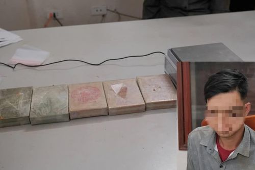 Đột kích lúc nửa đêm, thu giữ 5 bánh heroin tại xã Vinh Quý, tỉnh Cao Bằng