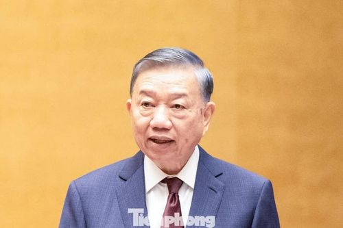 Tổng Bí thư, Chủ tịch nước: Bảo vệ đúng người, đúng việc, xử lý nghiêm người vụ lợi, né tránh