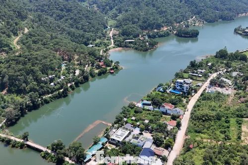 Loạt villa, homestay quanh hồ Đồng Đò đóng cửa