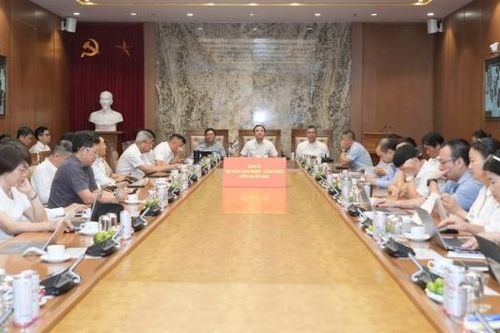 Đảng bộ PETROVIETNAM nghiên cứu, quán triệt các Nghị quyết, Chỉ thị của Bộ Chính trị