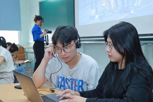 Từ có Internet đến có cơ hội học, công nghệ giáo dục giúp thu hẹp khoảng cách số