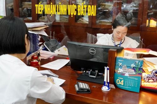 Bộ trả lời việc mua bán đất bằng giấy viết tay từ 1993 có bị phạt khi làm sổ đỏ