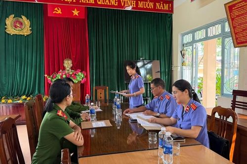 Trực tiếp kiểm sát việc thực hiện chế độ đối với người bị tạm giữ, tạm giam dịp Quốc khánh 2/9