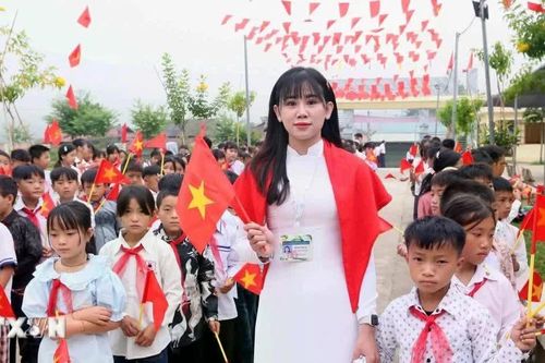 Cả nước thống nhất thời gian khai giảng, kết hợp trực tiếp và trực tuyến