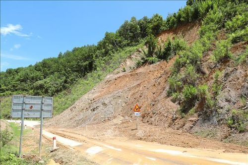 Cảnh báo lũ quét, sạt lở đất ở các tỉnh Quảng Ngãi và Gia Lai